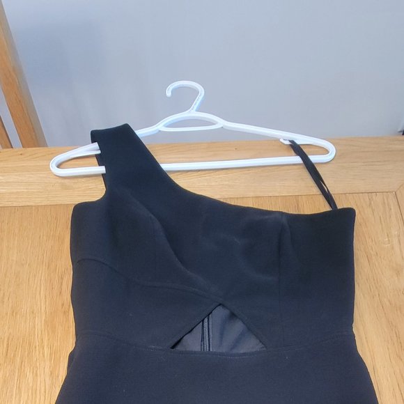 Formal gown - Picture 3 of 4